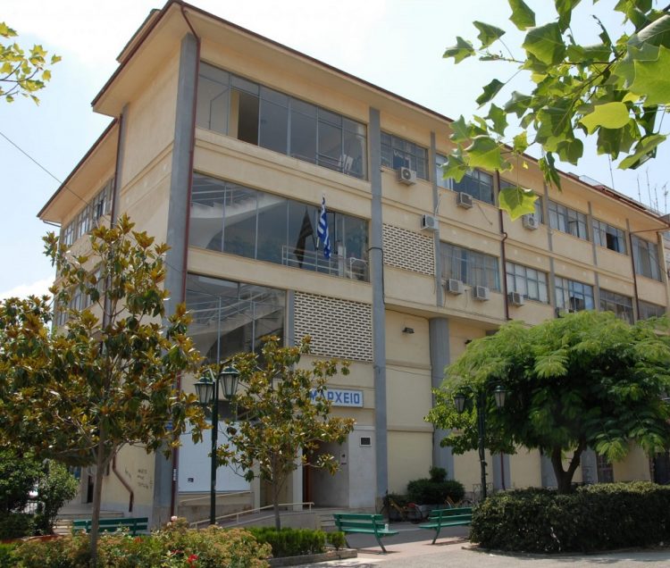 Όταν μια πόρτα κλείνει…. πάντα μια άλλη ανοίγει…
