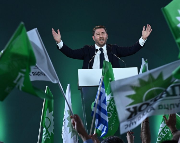 Το νέο σποτ του ΠΑΣΟΚ (BINTEO)