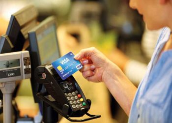 ΑΑΔΕ: Αναβάλλεται για μετά τις εκλογές η διασύνδεση ταμειακών μηχανών με τα POS