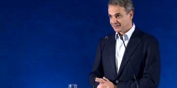 Ο Μητσοτάκης ετοιμάζει «νέους παίκτες» για υπουργούς