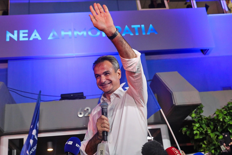 Σήμερα Δευτέρα το μεσημέρι ώρα 13.00 ορκίζεται πρωθυπουργός ο Μητσοτάκης