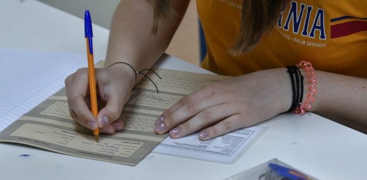Πανελλήνιες 2023: Πότε θα ανακοινωθούν οι βαθμολογίες και οι βάσεις