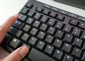 Βούτα τη γλώσσα στο… πληκτρολόγιο