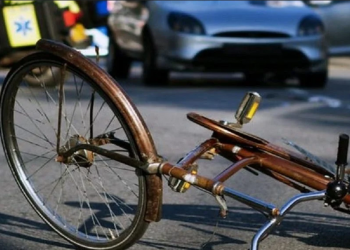 Μοναχός παρέσυρε με το αυτοκίνητό του και σκότωσε ποδηλάτη