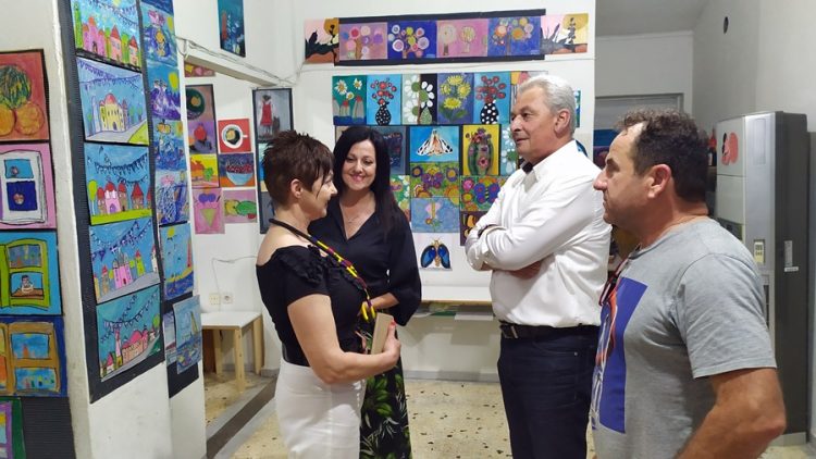 Εντυπωσίασαν τα έργα των μαθητών του Εικαστικού Εργαστηρίου του Δήμου και του Μορφωτικού Συλλόγου Σοφάδων