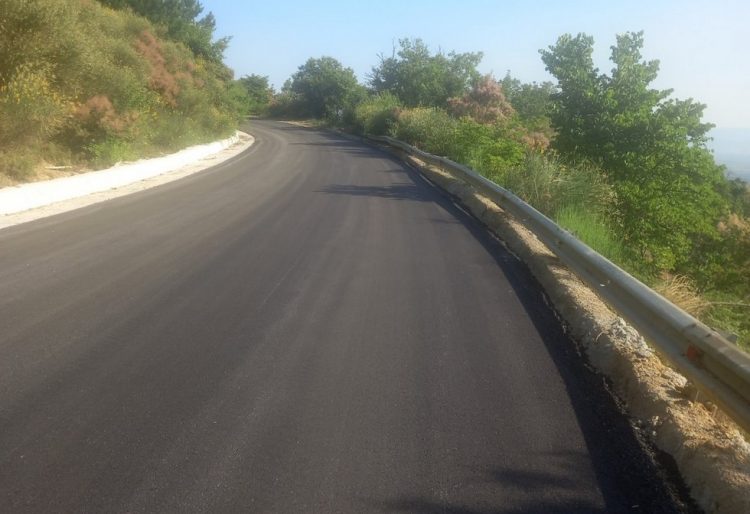 Ασφαλτοστρώσεις σε συνολικό μήκος 3 χλμ. από την Περιφέρεια στο δρόμο Μητρόπολη -Τσαρδάκι