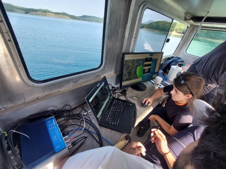 Σε εξέλιξη η έρευνα για την αποτίμηση των περιβαλλοντικών επιπτώσεων του Ιανού στη λίμνη Πλαστήρα