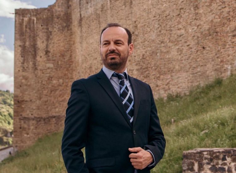 Συγχαρητήριο μήνυμα του δημάρχου Μουζακίου προς τους επιτυχόντες των Πανελληνίων Εξετάσεων