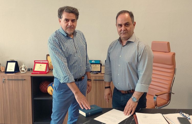 Ορκίστηκε Δημοτικός Σύμβουλος Καρδίτσας ο Γκιούρης