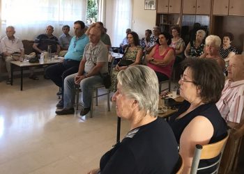 Εκδήλωση στο ΚΑΠΗ Σοφάδων για τον καύσωνα και την ασφάλεια στη θάλασσα
