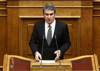 Εγκαταλείπει το ΠΑΣΟΚ ο Ανδρέας Λοβέρδος -Έστειλε επιστολή στον Νίκο Ανδρουλάκη