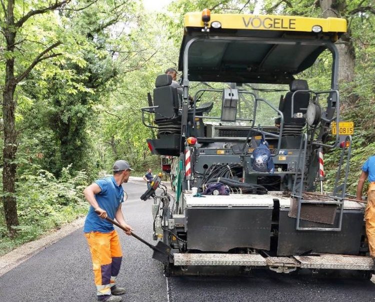 Ασφαλτοστρώσεις από την Περιφέρεια στο δρόμο από Μητρόπολη Καρδίτσας έως την Καστανιά της Λίμνης Πλαστήρα