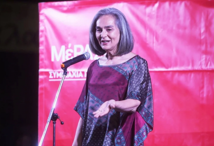 Η Σακοράφα τα βρόντηξε στον Βαρουφάκη!