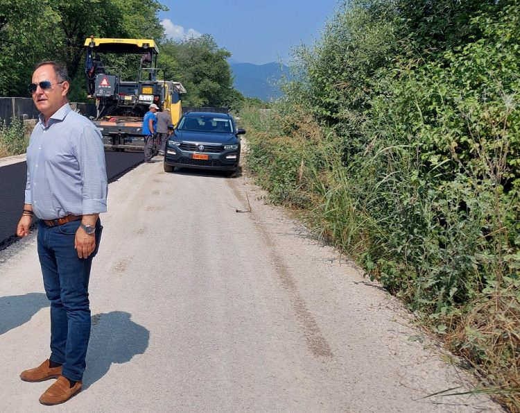 Τσιάκος: Στηρίζουμε αγρότες, κτηνοτρόφους και επιχειρηματίες