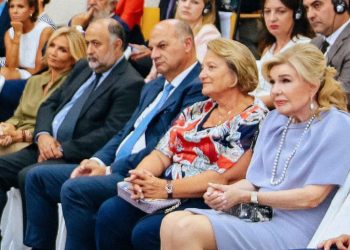 Το  «αντίο» του  Τσιάρα στην πρέσβειρα της UNESCO Μαριάννα Βαρδινογιάννη