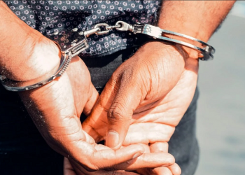 Αστυνομικοί του  AT Παλαμά φόρεσαν… «βραχιολάκι» σε ημεδαπό