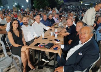 Μια βραδιά γεμάτη ζωντάνια, κέφι και χορό στο Μουζάκι