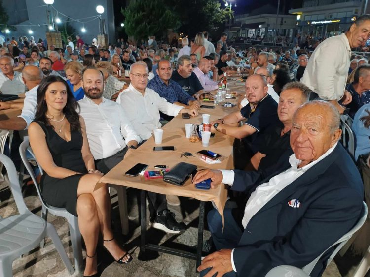 Μια βραδιά γεμάτη ζωντάνια, κέφι και χορό στο Μουζάκι