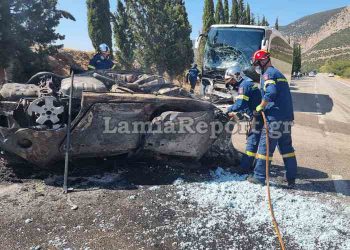 Απανθρακώθηκε γυναίκα μετά από σύγκρουση ΙΧΕ με λεωφορείο