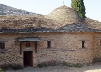 Λάρισα: Έσκαψαν το εσωτερικό εκκλησίας για να βρουν… χαμένο θησαυρό – Πιάστηκαν επ’ αυτοφώρω