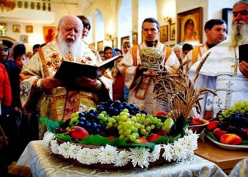 Γιατί ευλογούνται τα σταφύλια την Εορτή της Μεταμορφώσεως του Σωτήρος;