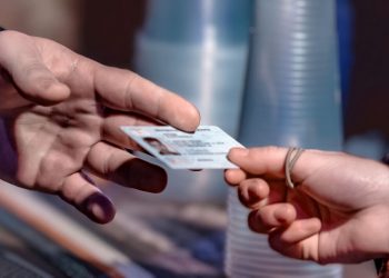 Σε 2 χρόνια θα είναι άκυρες οι παλιές ταυτότητες – Από 25 Σεπτεμβρίου η έκδοση των νέων