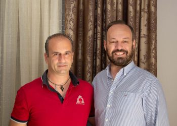 Ο Δημήτρης Γρηγορίου υποψήφιος Πρόεδρος Ελληνοκάστρου με «ΝΕΑ ΠΟΡΕΙΑ» και Φάνη Στάθη