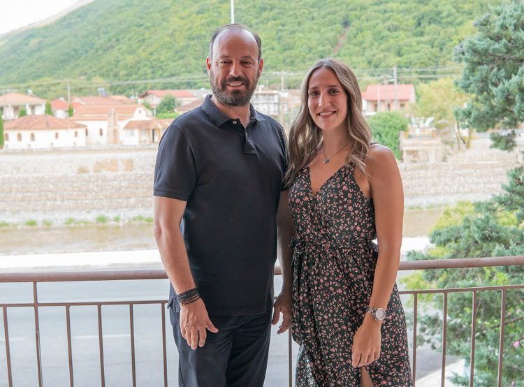 Η Ιουλία Χαρίση υποψήφια με «ΝΕΑ ΠΟΡΕΙΑ» και Φάνη Στάθη για το Τ.Σ. Δρακότρυπας