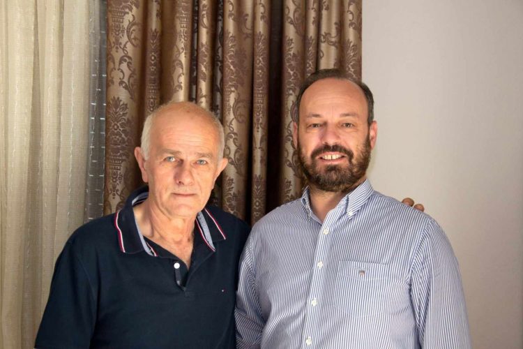 Ο Κώστας Κατσιώτης υποψήφιος με «ΝΕΑ ΠΟΡΕΙΑ» και Φάνη Στάθη για το Τ.Σ. Δρακότρυπας