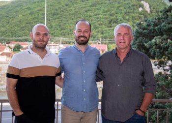 Γιάννης Γκέκας και Θανάσης Παπουτσής υποψήφιοι δημοτικοί σύμβουλοι με «ΝΕΑ ΠΟΡΕΙΑ» και Φάνη Στάθη