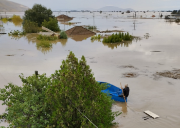 Κακοκαιρία Daniel: Στέλνουν ελικόπτερα για την απομάκρυνση εγκλωβισμένων
