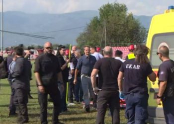 Στην Καρδίτσα και στα Τρίκαλα ο πρωθυπουργός – Πέταξε πάνω από τις πληγείσες περιοχές