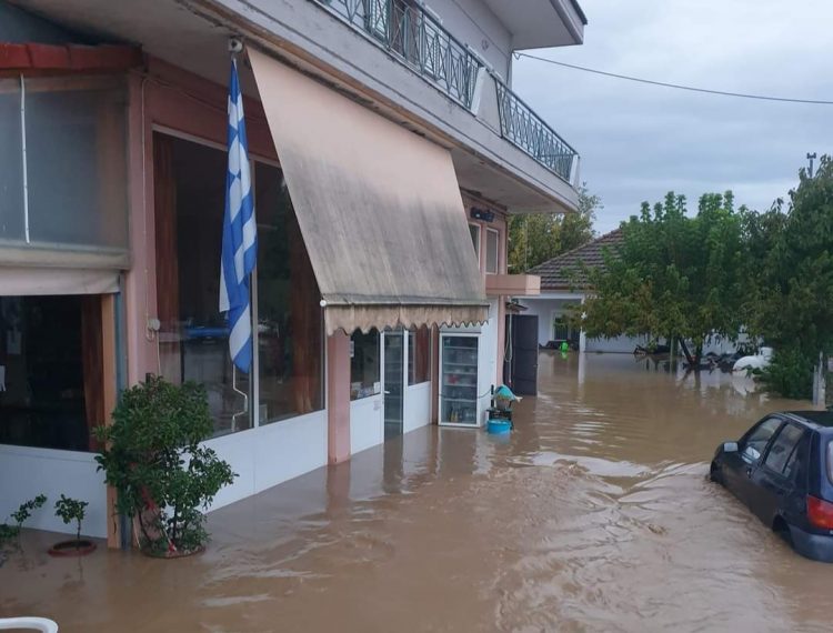 Aγνοούνται 3 οικογένειες με παιδιά στο Ριζοβούνι