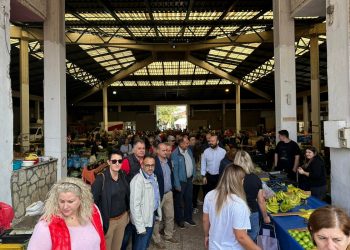Θερμή υποδοχή στην αγορά του Μουζακίου για τον συνδυασμό  «ΝΕΑ ΠΟΡΕΙΑ»