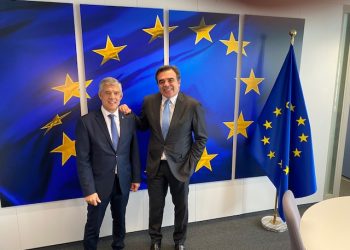 Μαργαρίτης Σχοινάς σε Κώστα Αγοραστό: Η Ε.Ε. στο πλευρό της Θεσσαλίας