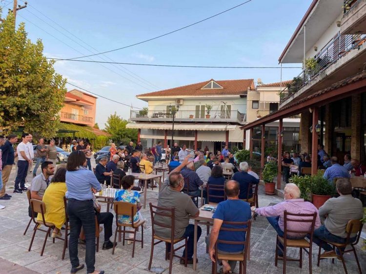 Με μεγάλη συμμετοχή των κατοίκων συνεχίζονται οι περιοδείες  του νυν και εκ νέου υποψηφίου Δημάρχου Καρδίτσας κ. Β. Τσιάκου