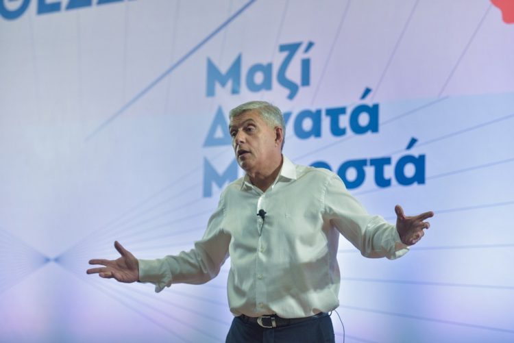 Βούλιαξε το Πνευματικό Κέντρο των Τρικάλων ο Αγοραστός