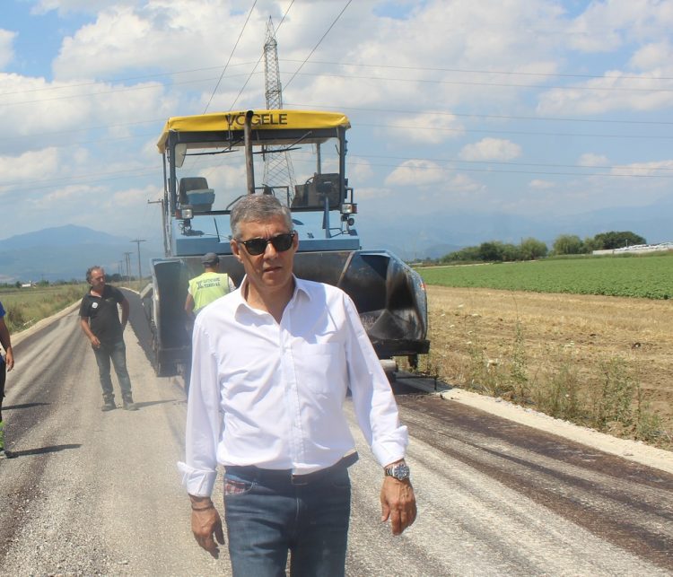 Στο τέλος και ο Μητσοτάκης ψηφίζει Αγοραστό…