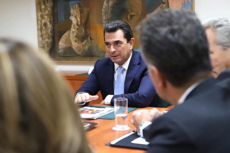 Σκρέκας: «Να στηριχτούν οι καταναλωτές μέσω της ‘‘Μόνιμης Μείωσης Τιμής’’ από την ελληνική βιομηχανία τροφίμων»