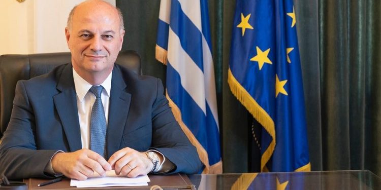 Ο Τσιάρας αθόρυβα παρών…!!!