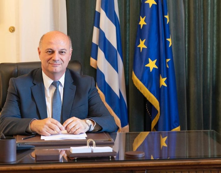 Ο Τσιάρας αθόρυβα παρών…!!!