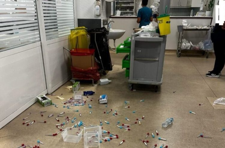 Μπήκε σε νοσοκομείο και τα έκανε «λαμπόγυαλο»