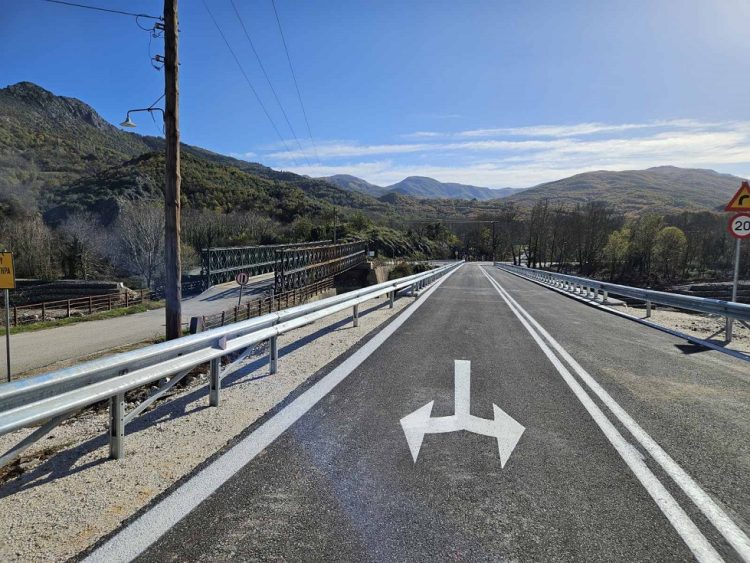 Παραδόθηκε στην κυκλοφορία η νέα γέφυρα «Γ. Καραϊσκάκη»