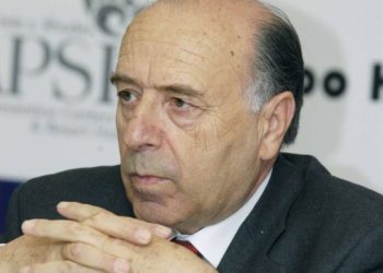 Tο τελευταίο αντίο στον τέως Νομάρχη Μαγνησίας Γιάννη Πρίντζο