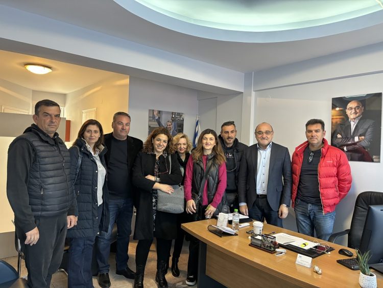 Συνάντηση Σπάνια  με τους προέδρους των συλλόγων γονέων και κηδεμόνων Παλαμά και Ιτέας