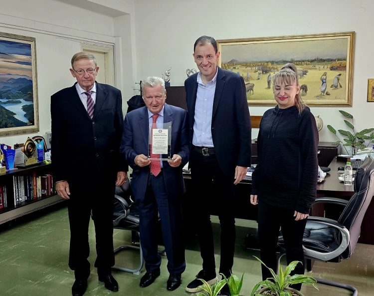 Ο Αντιπεριφερειάρχης ΠΕ Καρδίτσας Κωστής Νούσιος τίμησε τον κ. Ευάγγελο Λάππα