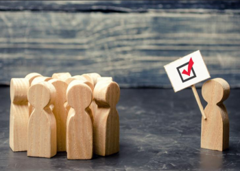 Δημοσκόπηση: Σε λάθος πορεία η κυβέρνηση λένε 7 στους 10