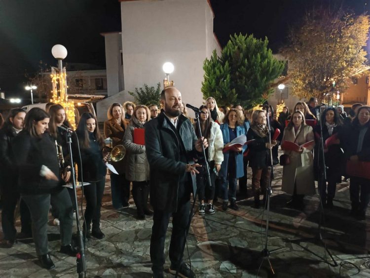 Εντυπωσιακή έναρξη της εορταστικής περιόδου στο Μουζάκι