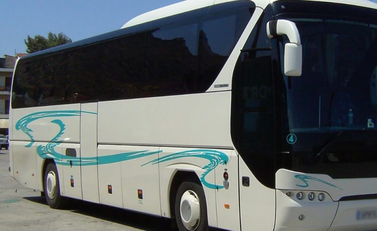 Λεωφορεία από Καρδίτσα και Παλαμά για το Πανθεσσαλικό συλλαλητήριο στην Λάρισα