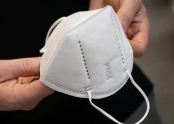 Κορονοϊός: Σύσταση για χρήση μάσκας σε κλειστούς χώρους, νοσοκομεία και ΜΜΜ – Τι αποφάσισε η Εθνική Επιτροπή Λοιμώξεων